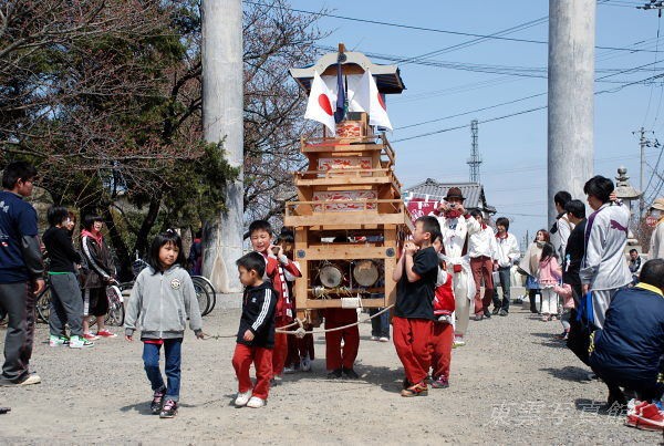 古川の子供だんじり 愛媛県西条市 伊曽乃神社開運春祭り : すう写真館