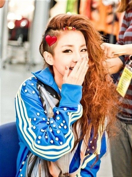 画像あり 2ne1 ダラ 久しぶりに女の子らしい笑顔 キュートなセルフショットにファン大興奮 K Pop 韓流 Newsブログ