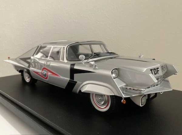 ウルトラセブン」ポインター（前期型） 1/43ミニカー（国際貿易 AMIE