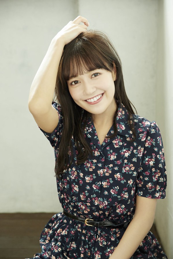 イコラブ] HUSTLE PRESS「=PRESS（イコールプレス）」第4号目は諸橋沙