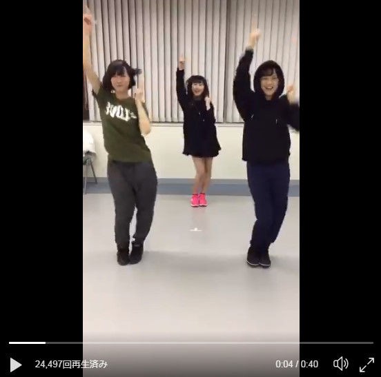 Twitter動画 イコラブ 山本杏奈が自身のtwitterに ダンス動画 僕らの制服クリスマス 届いてlove You ようこそイコラブ沼 を投稿 Love イコールラブ イコラブ プレス イコラブまとめ
