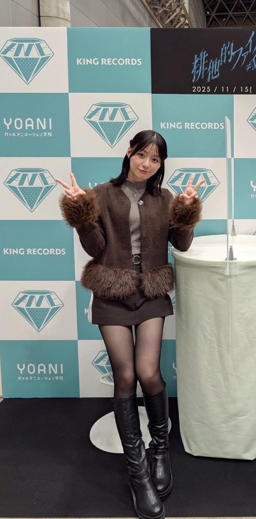 ≠ME] 11月15日 11thシングル発売記念『個別お話し会・ツーショット