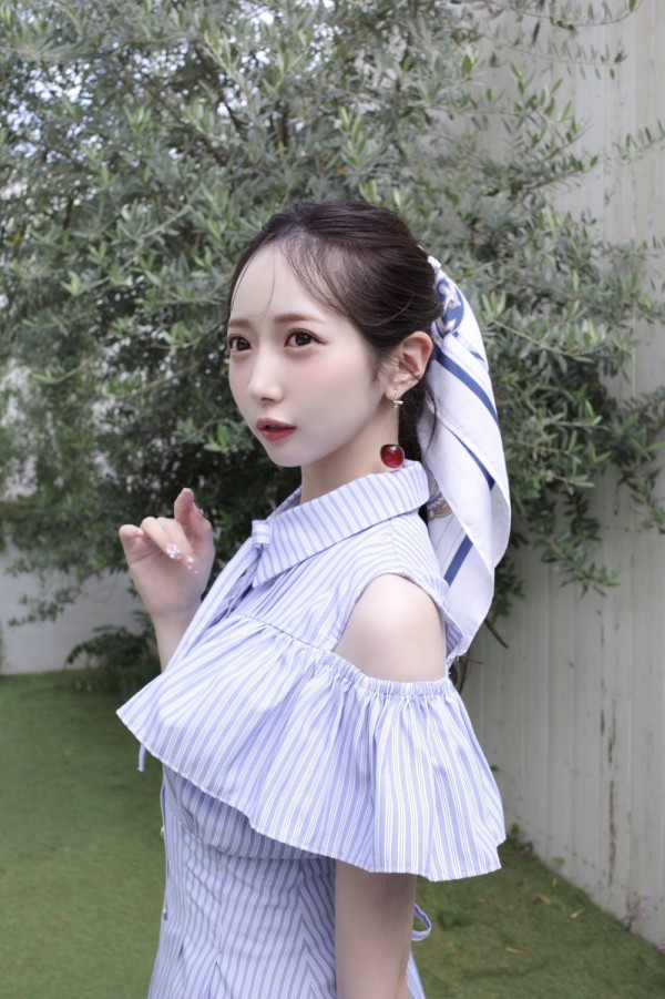 ノイミー] 谷崎早耶×WILLSELECTION『 2025 SUMMER COLLECTION
