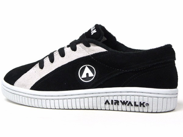 airwalk random