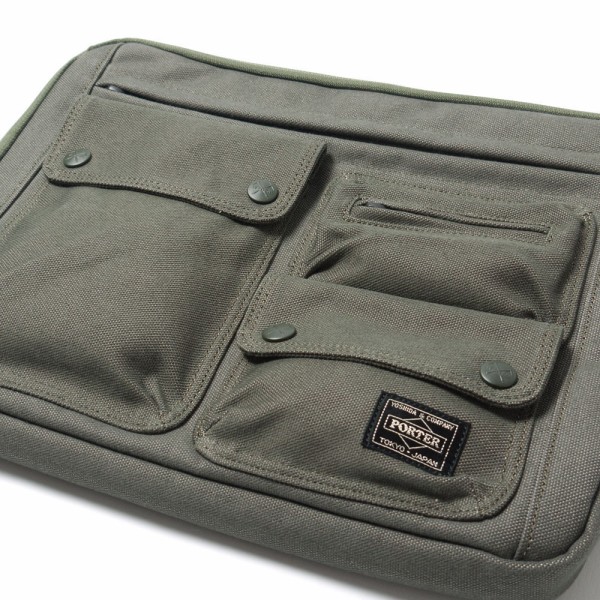 WHITE MOUNTAINEERING X PORTER OX MULTI-POCKET PC CASE GREEN