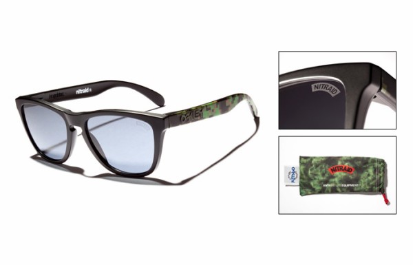 nitraid × OAKLEY frogskins : SKOOL OF DAZE