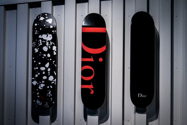 DIOR HOMME SKATE DECK : SKOOL OF DAZE 