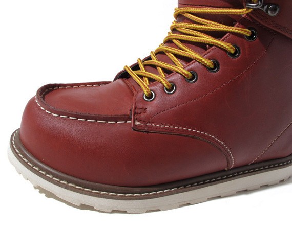 Burton X Red Wing Rover Limited Boots : SKOOL OF DAZE