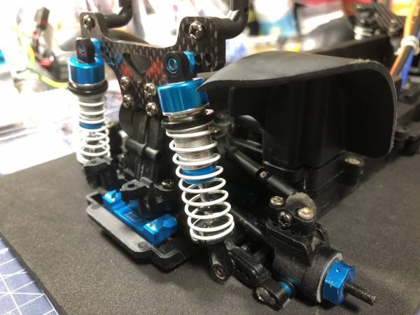XV-01 ロングダンパー仕様の大掃除💦 : 小学生の息子とラジコン始め