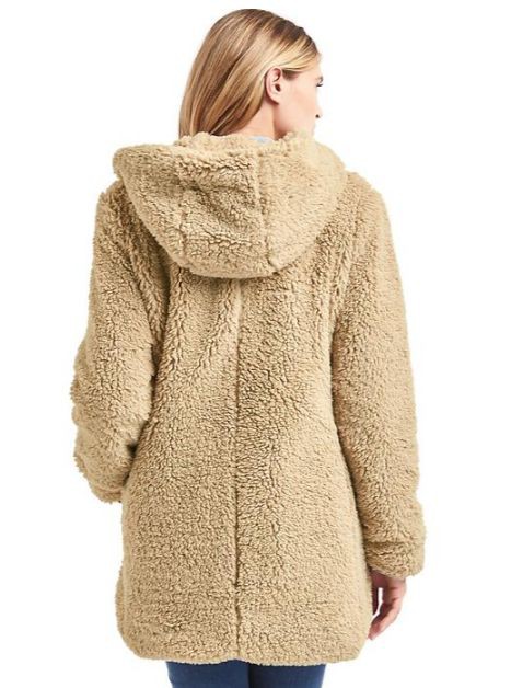 ダッフィーとシェリーメイちゃんのもこもこパーカー再販は スカイままの曇りのち晴れ時々disney Walking