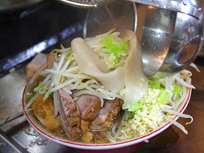 ラーメン二郎のトッピング アブラかたまり が話題に ｓ級ダイヤモンド