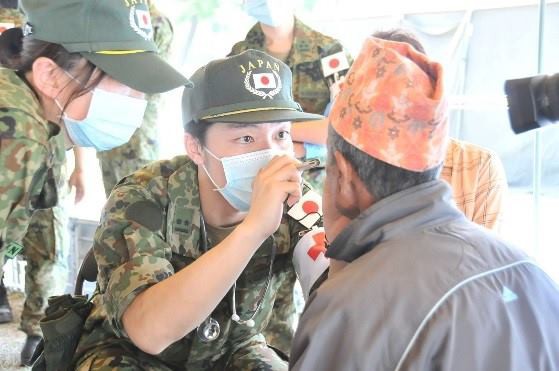 世界には日本が必要だ 震災後のネパールで医療支援を続ける自衛隊に対する海外の反応 すらるど 海外の反応