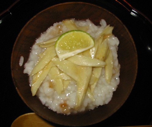 秋の薬膳粥 ごぼうとバクモンドウ スローきっちん