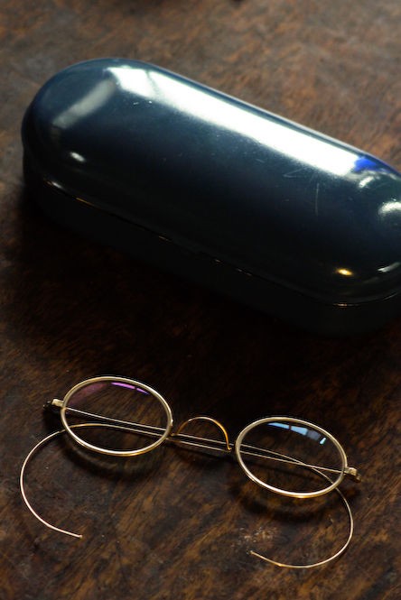 100年前の眼鏡 : 旧 物食日記