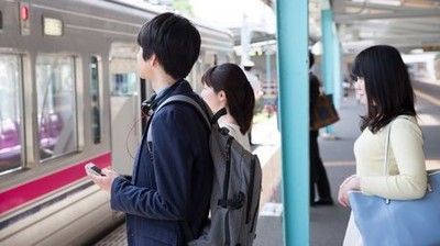 電車内の背負いリュック 酔っ払いより迷惑 すもーるnewsちゃんねる