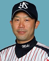 真中監督が絶対的な信頼を寄せる三木コーチ 歯磨き 洗顔 スワローズ