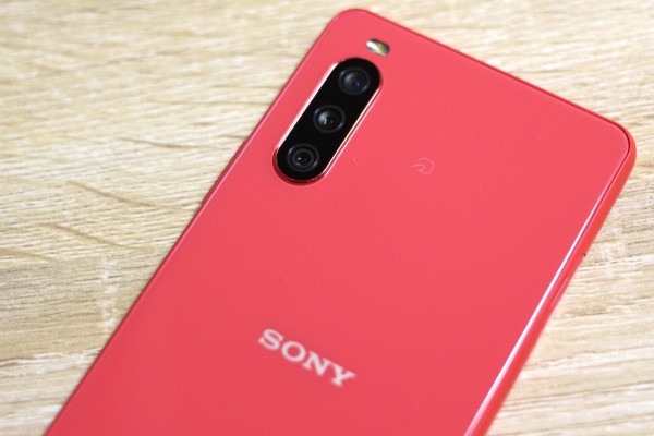 楽天モバイル、5G対応スタンダードスマホ「Xperia 10 III Lite