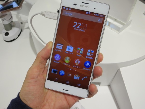 iPhone 6対抗の最有力モデル！au向け「Xperia Z3 SOL26」が先行展示