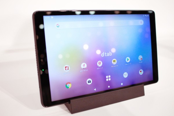 NTTドコモ、8インチタブレット「dtab Compact d-42A」（Lenovo