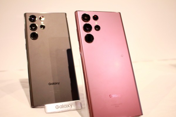 最新プレミアムスマホ「Galaxy S22 Ultra」を写真と動画で紹介！圧倒的