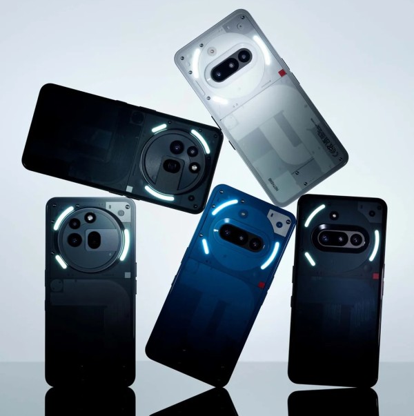 Nothing Technology、新スマホ「Nothing Phone (3a)」と「Nothing