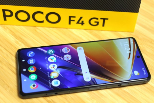 フラッグシップ級なのに6万4800円からと価格を抑えた5Gスマホ「POCO F4