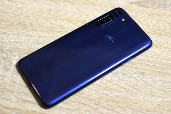 【新品】Motorola ノイエブルー simフリースマホ moto g8 moto g8 ノイエブルー 新品未開封 MOTOROLA moto g8 SIMフリー