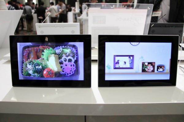 NTT docomo フォトパネル 06 ホワイト（NTT docomo フォトパネル