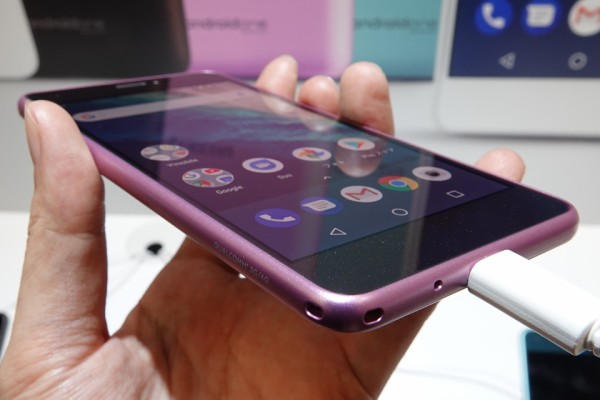 未発表のワイモバイル向け「Android One S9」と見られる京セラ製5G