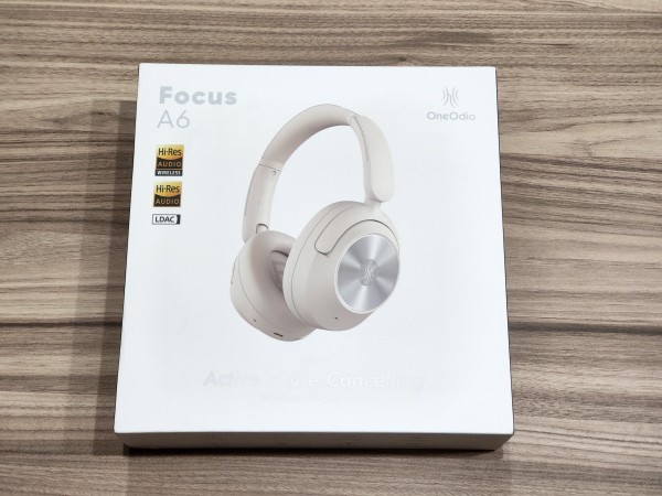 OneOdioの最新ワイヤレスヘッドホン「Focus A6」を写真と動画で