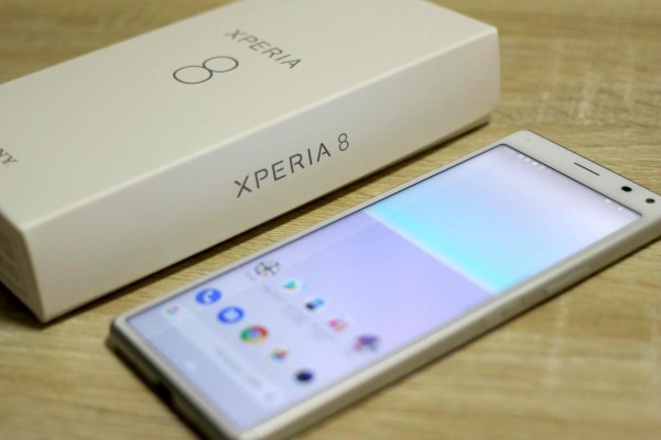 超縦長シネマワイドディスプレイ搭載スマホ「Xperia 8」をファーストインプレッション！外観および基本操作・カメラ機能などを紹介【レビュー】 :  S-MAX