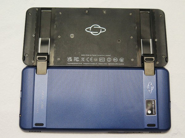 スライド型になって生まれ変わった！QWERTYキーボード搭載スマホ