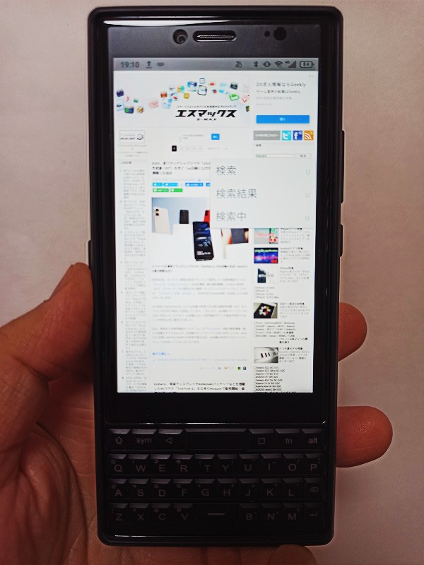 Uniherz titan QWERTYキーボードスマートフォン 本体 s-l400.jpg