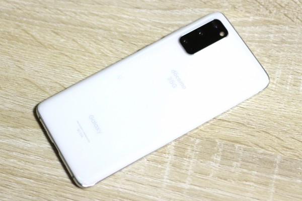 最新フラッグシップスマホ「Galaxy S20 5G SC-51A」を購入！開封