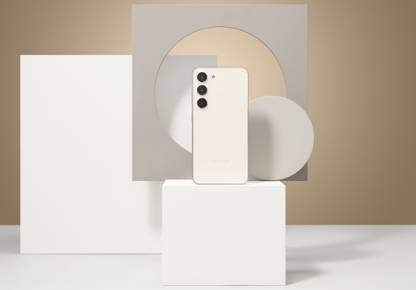 楽天モバイル、フラッグシップスマホ「Galaxy S23 SM-S911C」にAndroid