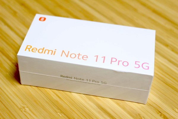 1億800万画素カメラ＆FeliCa搭載スマホ「Redmi Note 11 Pro 5G」を開封