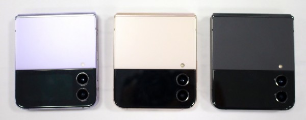 最新縦折りスマホ「Galaxy Z Flip4」を写真と動画で紹介！高性能