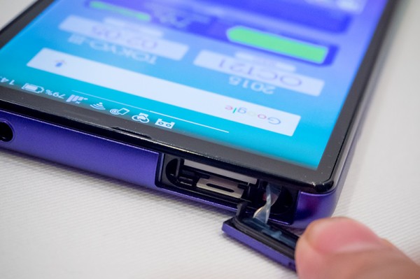 20周年デザインのSIMフリースマホ「エヴァンゲリオン