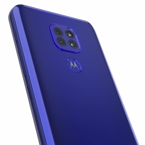 モトローラ、低価格なSIMフリースマホ「moto g9 play」とAndroid One