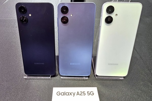 新エントリースマホ「Galaxy A25 5G」を写真で紹介！見やすさを