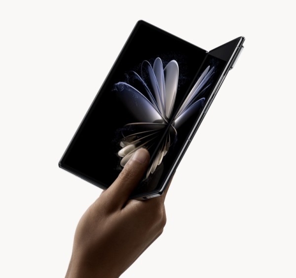 新フォルダブルスマホ「Xiaomi MIX Fold 2」が発表！開くと8.02