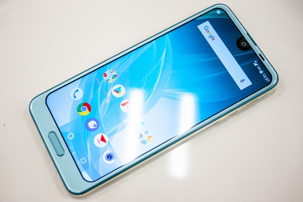 AQUOS - 新品 au AQUOS R2 SHV42 アクアマリン(460-5) ツインカメラ搭載「AQUOS R2 SHV42」、auが6月上旬発売