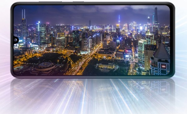 KDDI、au向け5Gスマホ「Galaxy A32 5G SCG08」を発表！2月25日