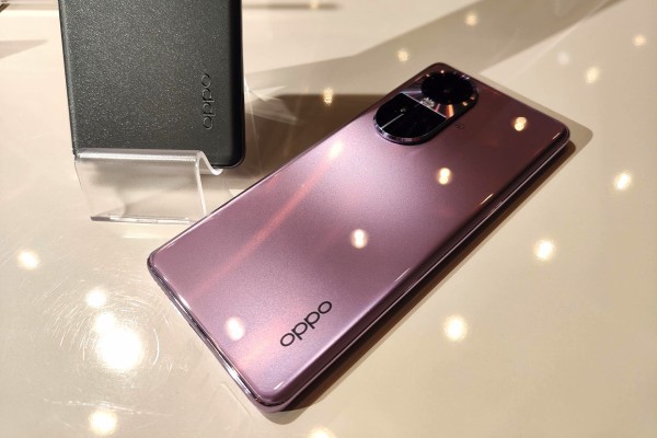 ミッドハイスマホ「OPPO Reno10 Pro 5G」のメーカー版「CPH2541」に