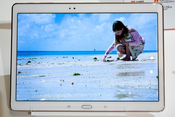 au 有機EL Androidタブレット SCT21 GALAXY Tab S 美au 有機EL Androidタブレット SCT21 GALAXY Tab S - Android