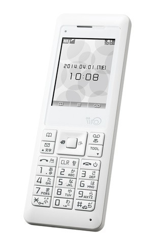 ウィルコム、着せ替えカバーで色のカスタマイズを楽しめるストレート型