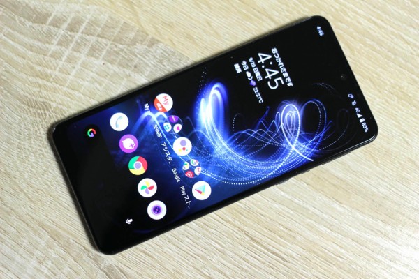 au向け5Gスマホ「AQUOS zero5G basic DX SHG02」をファースト