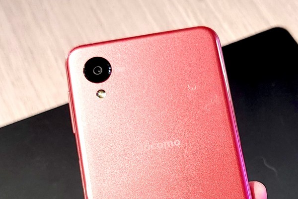 新エントリースマホ「Galaxy A23 5G」を写真で紹介！NTTドコモ版「SC