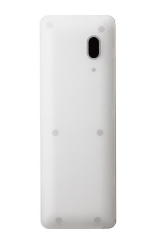 ウィルコム、着せ替えカバーで色のカスタマイズを楽しめるストレート型