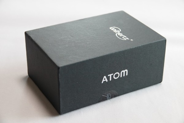 世界最小クラスのタフネススマホ「Unihertz Atom」を購入したので開封